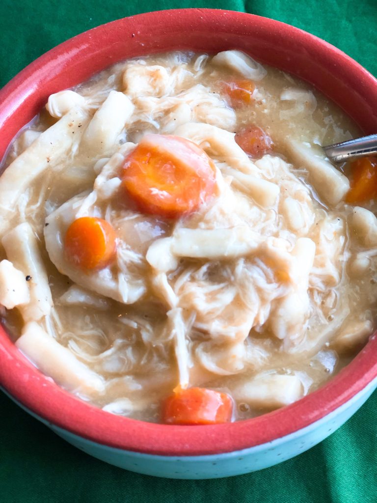Slow Cooker Chicken and Noodles