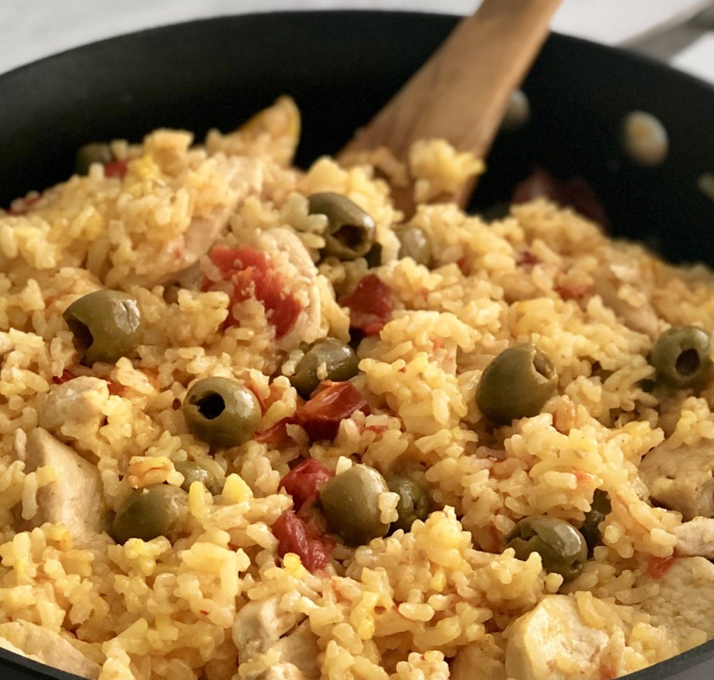 One Pot Chicken and Yellow Rice