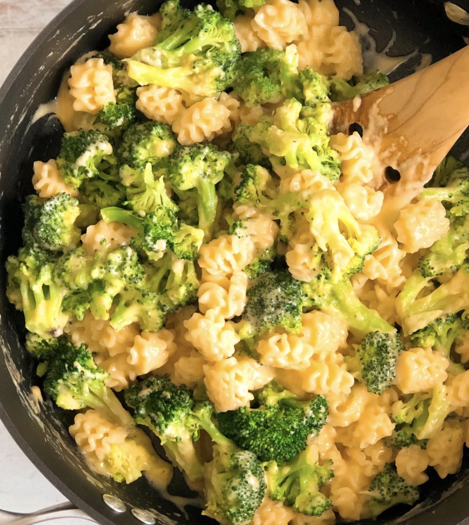 Broccoli Cheddar Macaroni and Cheese in skillet